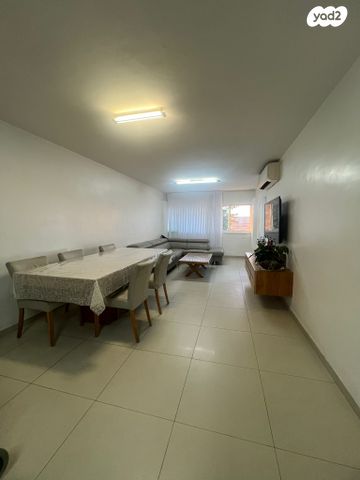 אריה בן אליעזר 