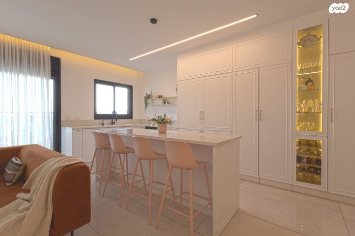 דירה, שולמית אלוני, נחלת יהודה, ראשון לציון