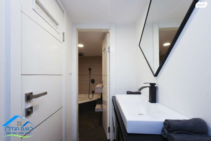 דו משפחתי, אנגל 6, נווה דוד, רמלה