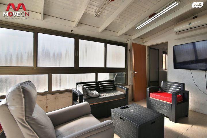 גג/ פנטהאוז, סייפן, שיכון עובדים, טבריה