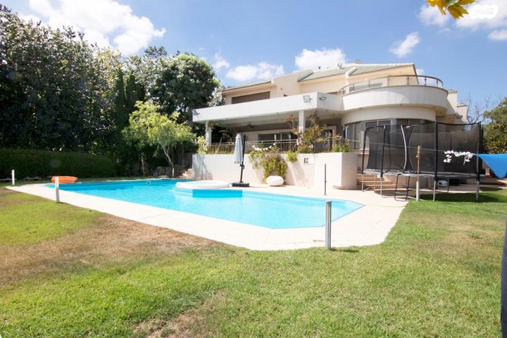 בית פרטי/ קוטג', סביון