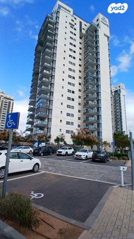 דירה, אור עקיבא