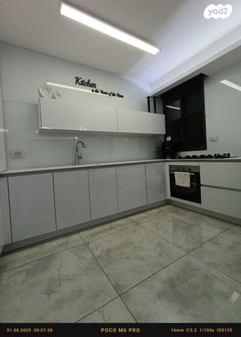 דירה, נווה שרון / שער העיר, נתיבות