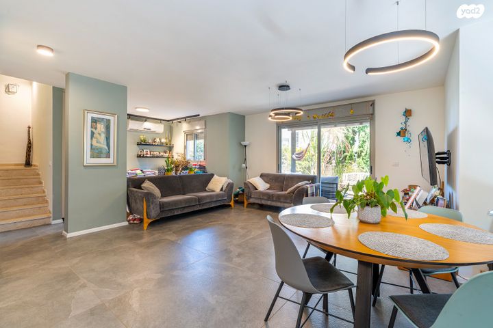 בית פרטי/ קוטג', פרדס חנה כרכור