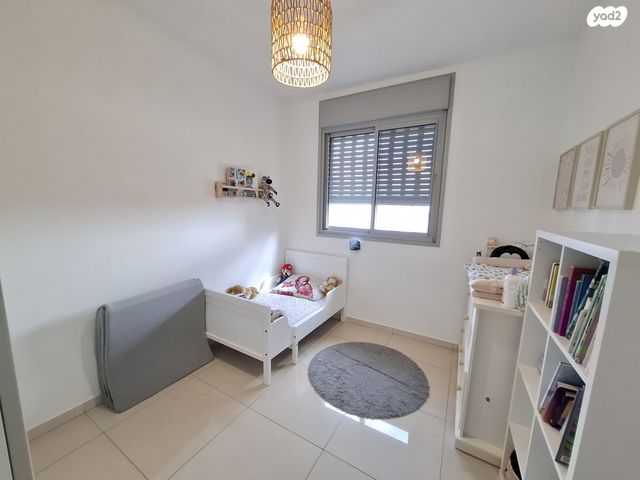 דירה, אהבת אדם, שרונה, כפר יונה