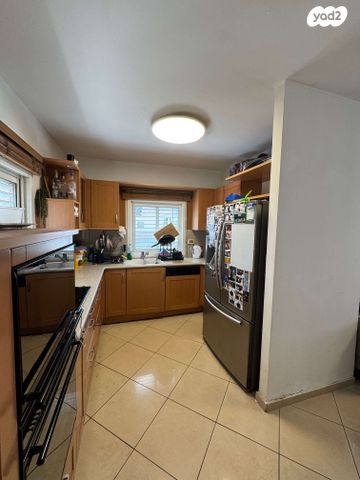 דירה, נווה יהושע, נווה יהושע, ערמונים, רמת גן