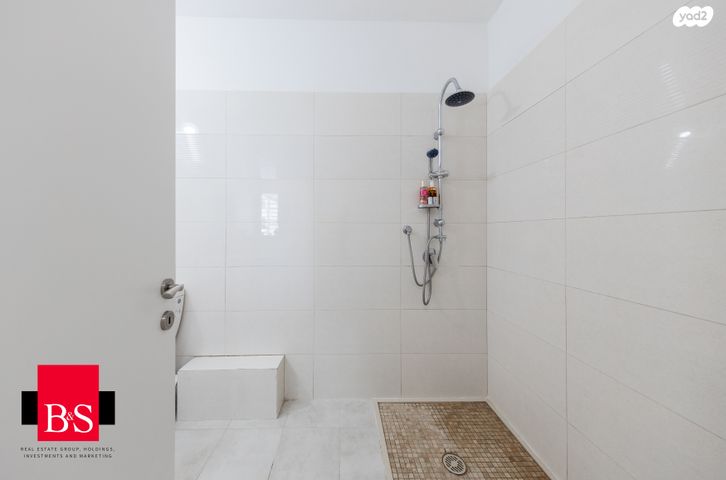 דירה, הרב בן מאיר 3, נאות גנים, נתניה