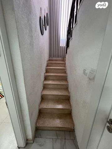 בית פרטי/ קוטג', משעול חנוך, קרית גת