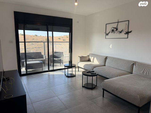 דירה, עמק חפר, מורשת, מודיעין מכבים רעות