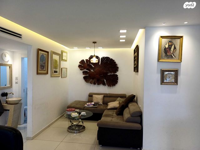 דירה, הכינור, גבעת זאב