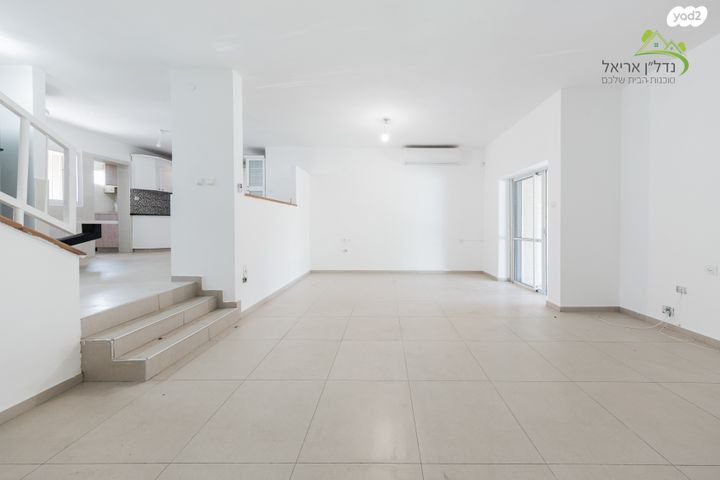 בית פרטי/ קוטג', ברק 17, אריאל