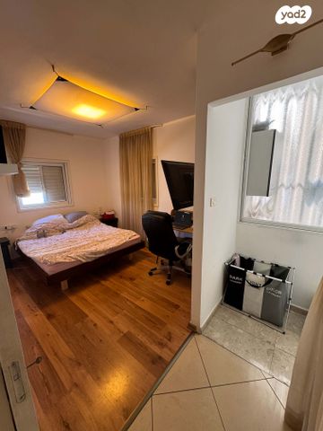 דירה, נווה יהושע, נווה יהושע, ערמונים, רמת גן