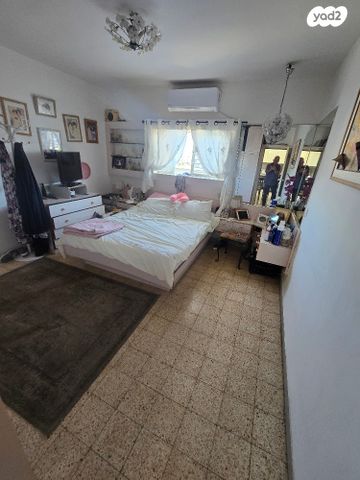 דירה, רוטשילד 27, הגבול רוטשילד, בת ים