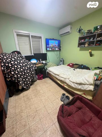 שביל יוסף שפירא 