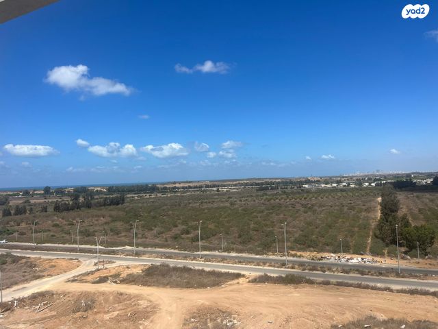 גג/ פנטהאוז, עיר היין, אשקלון