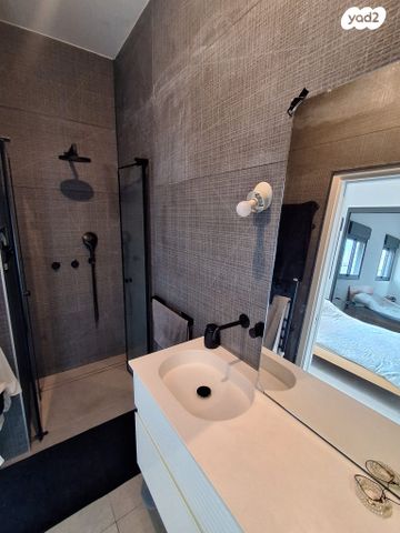 דירה, עלומים, אזור הבילויים, רמת גן