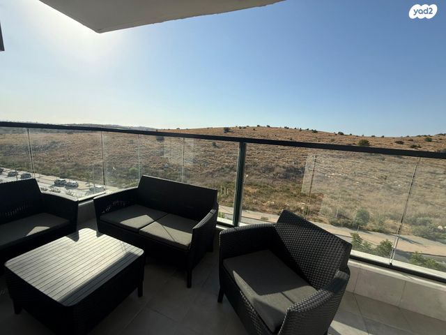 דירה, עמק חפר, מורשת, מודיעין מכבים רעות