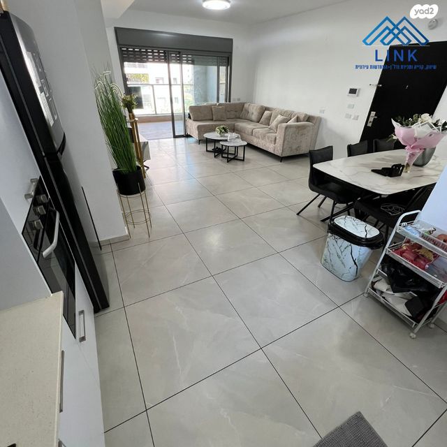 דירה, האנפה, החותרים, טירת כרמל