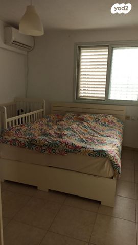 דירה, יוסף אהרונוביץ', שיכון ותיקים, חולון