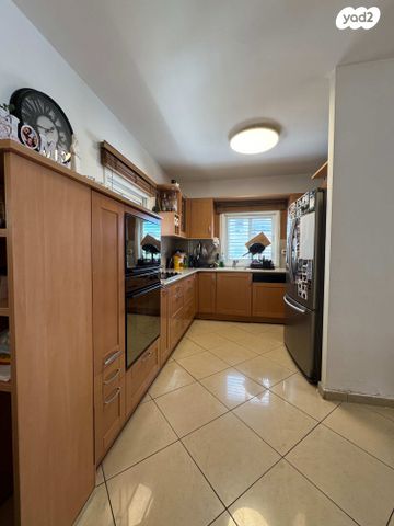 דירה, נווה יהושע, נווה יהושע, ערמונים, רמת גן