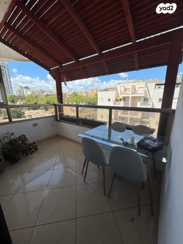 דירה, נווה יהושע, נווה יהושע, ערמונים, רמת גן