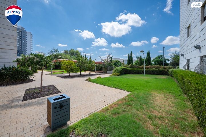 דירה, הפומלית, נווה פרדסים, פרדס חנה כרכור