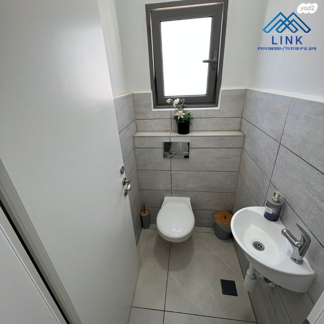 דירה, האנפה, החותרים, טירת כרמל