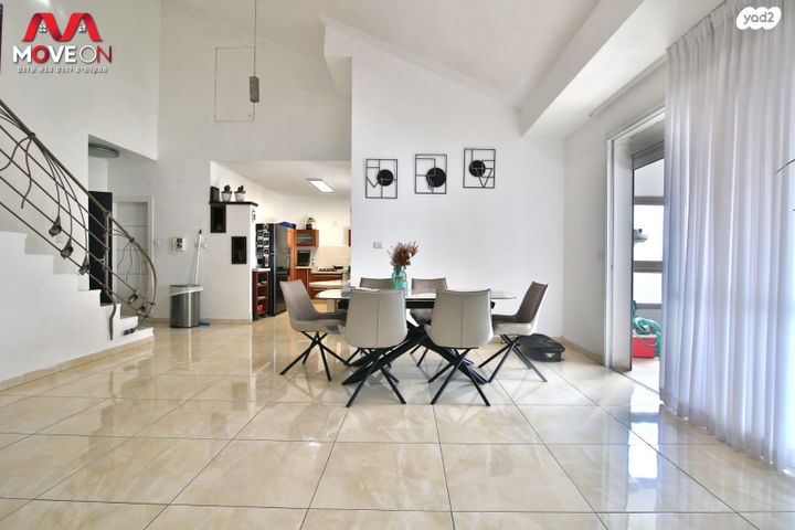 גג/ פנטהאוז, סייפן, שיכון עובדים, טבריה