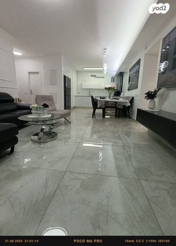 דירה, נווה שרון / שער העיר, נתיבות