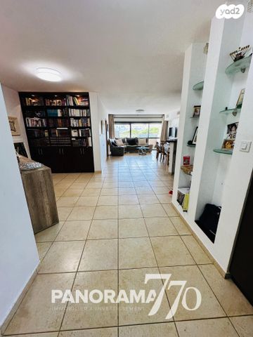 דירה, רובע הקריה, הסיטי, אשדוד