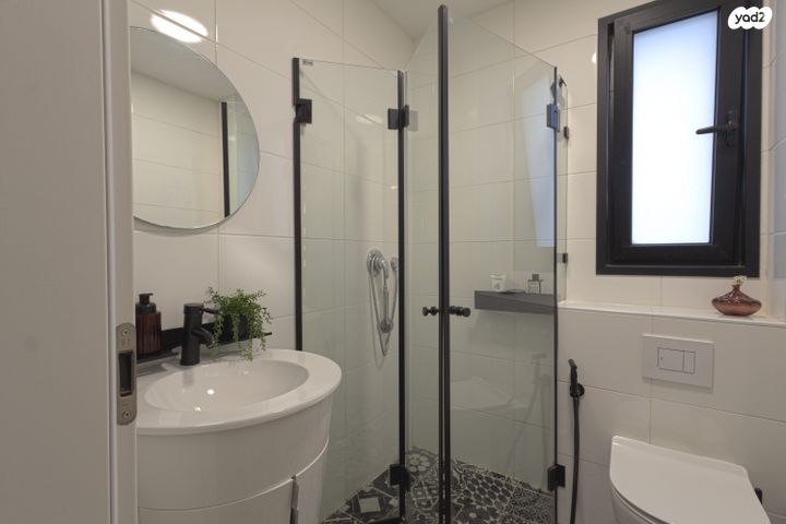 דירה, שולמית אלוני, נחלת יהודה, ראשון לציון