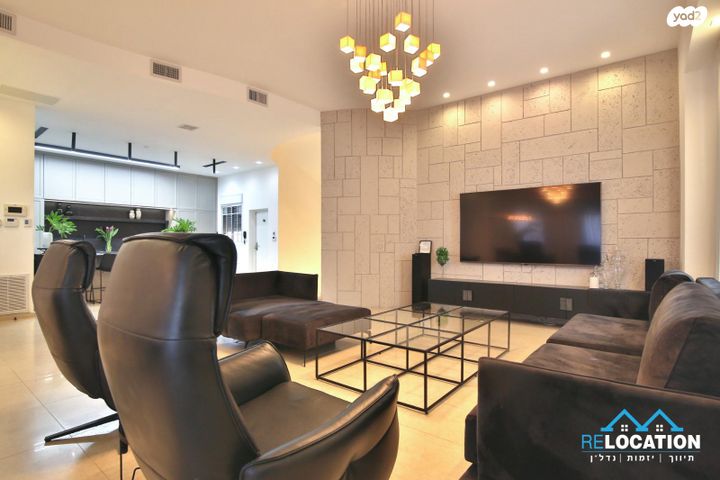 אלישבע קפלן 21