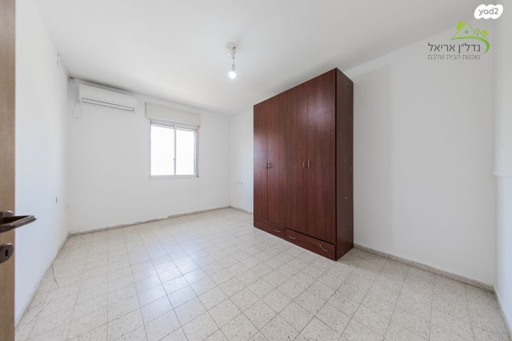 בית פרטי/ קוטג', ברק 17, אריאל