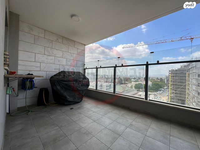 דירה, משה בלנדר, לב העמק, עפולה