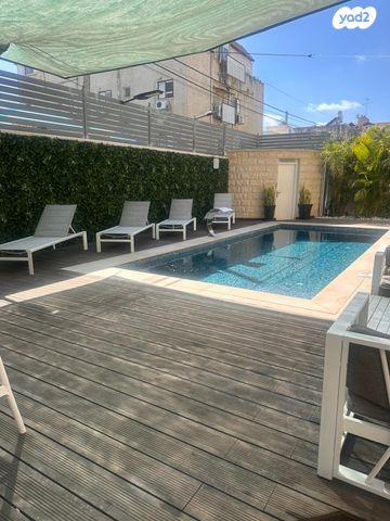 אלישבע קפלן 21