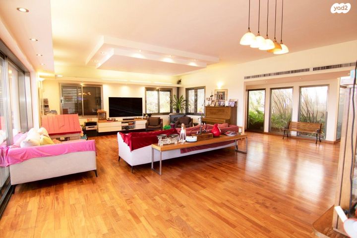 בית פרטי/ קוטג', סביון