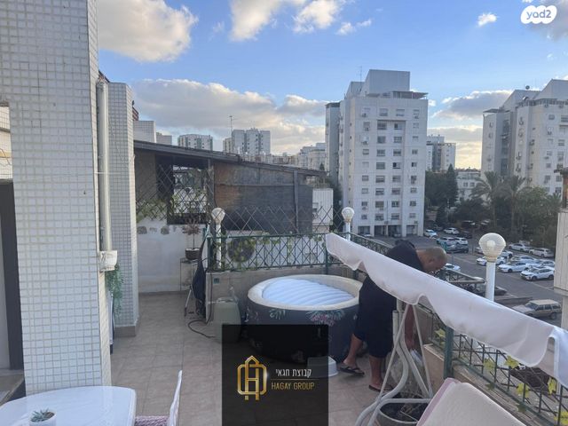 דופלקס, אדמונית 20, גני אביב, לוד