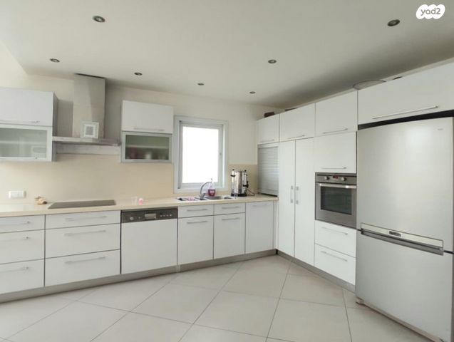 דירה, הרב קוק 18, צפון מערב מרכז העיר, נתניה