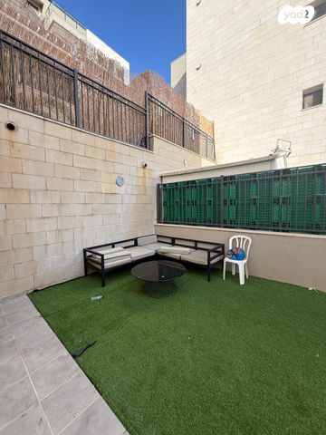 דירת גן, חיים הרצוג, שאר העיר, מגדל העמק