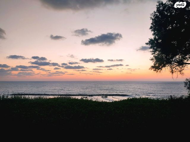 דירה, הרב קוק 18, צפון מערב מרכז העיר, נתניה