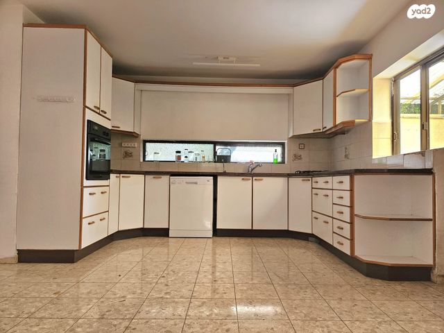 בית פרטי/ קוטג', כפר ורדים