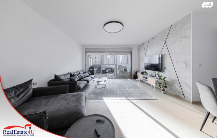 דירה, דודו דותן 2, עיר ימים, נתניה