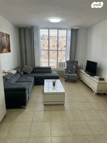 נחמה פוחצ'בסקי 