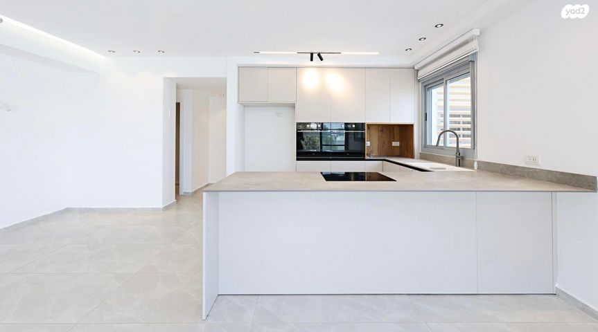 דירה, אחד העם, לסטר/רבוצקי, רעננה