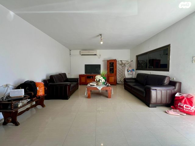 דירת גן, דוד ילין, גבעת ציון וגבעת הפרחים, אשקלון