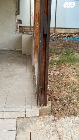 דו משפחתי, השקד, שיכון א, כפר יונה