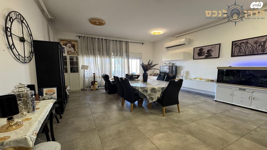 גג/ פנטהאוז, המעפילים, רובע ב', אשדוד