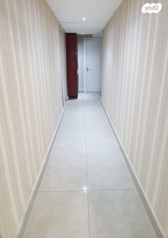 דירה, יצחק בן צבי, נווה גנים, קרית מוצקין