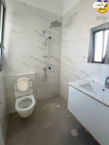 דירה, הפלמ"ח, רמת ורבר, פתח תקווה