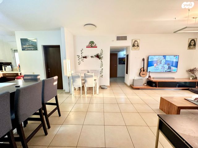 דירה, שדרות טום לנטוס 27, קרית השרון, נתניה